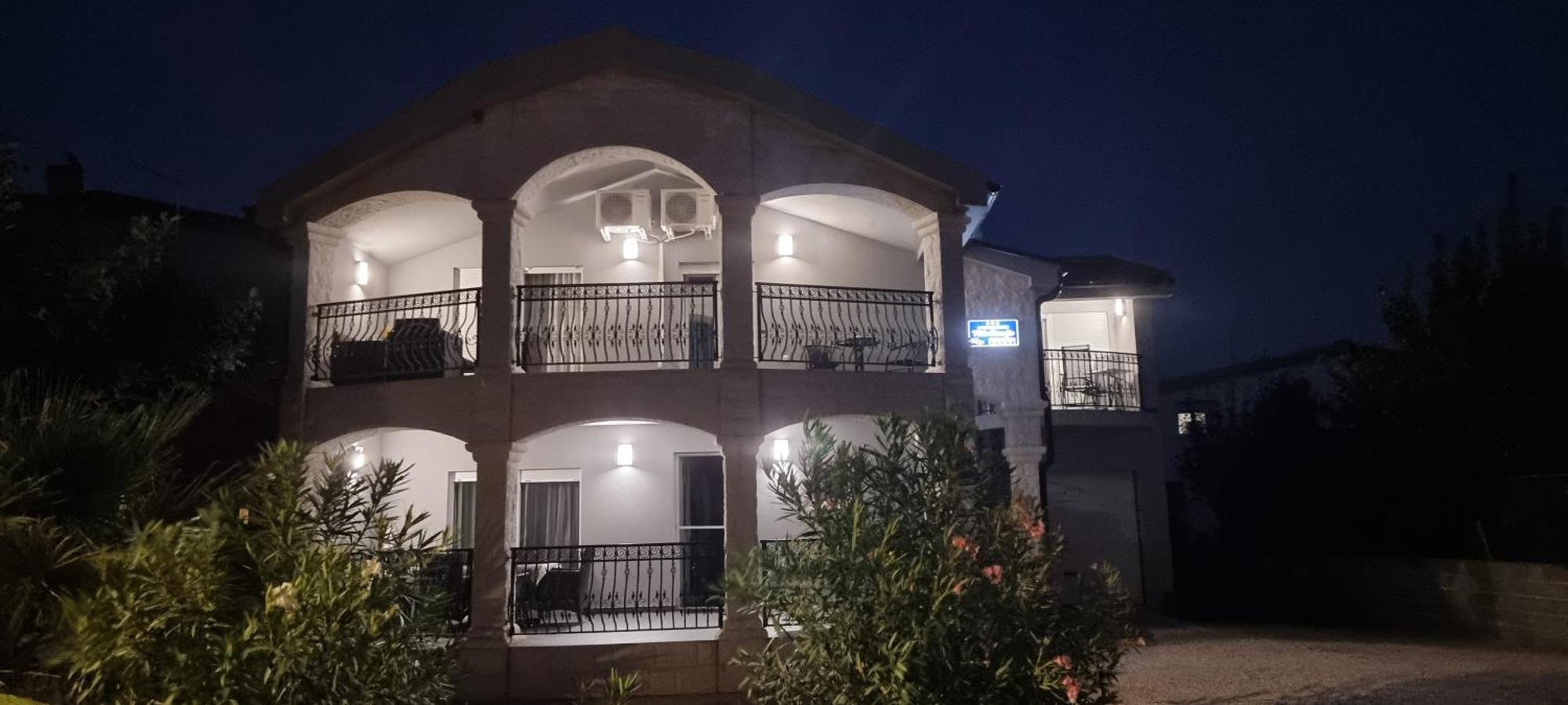 Villa Marija Vir Luaran gambar